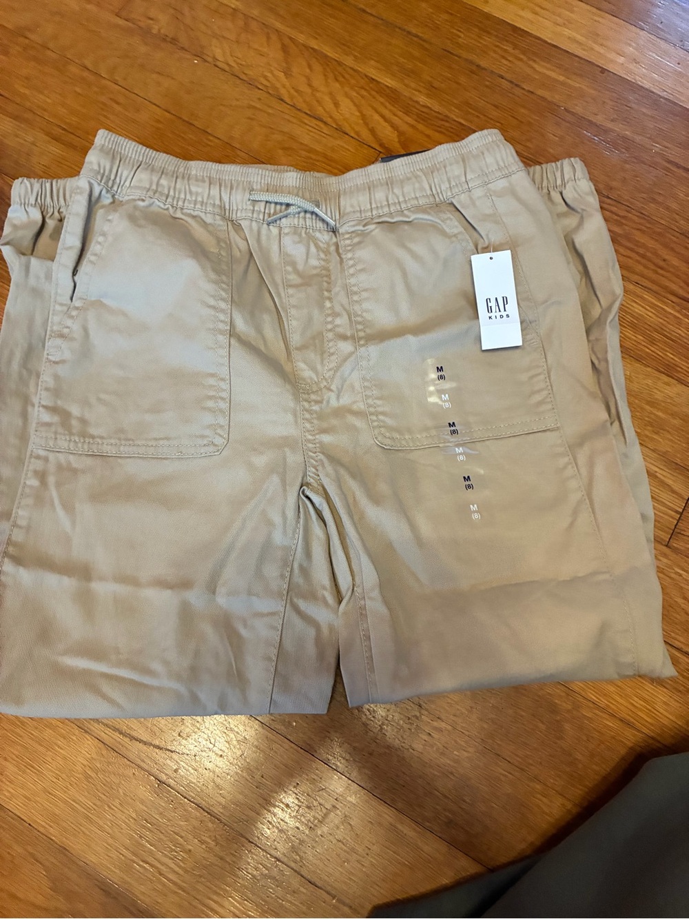 GAP new with tags beige pull on pants